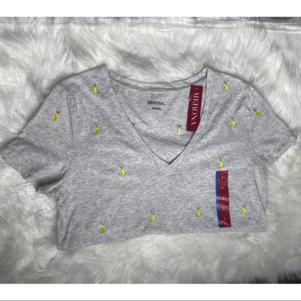 NEW Merona V-Neck with Lemon Accents, Gray - Picture 3 of 4